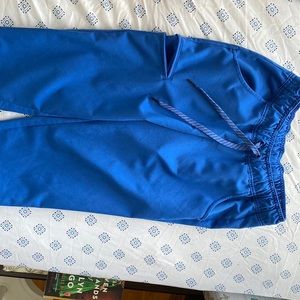 Jaanuu essential 5-pocket jogger pant. Only worn a few times
